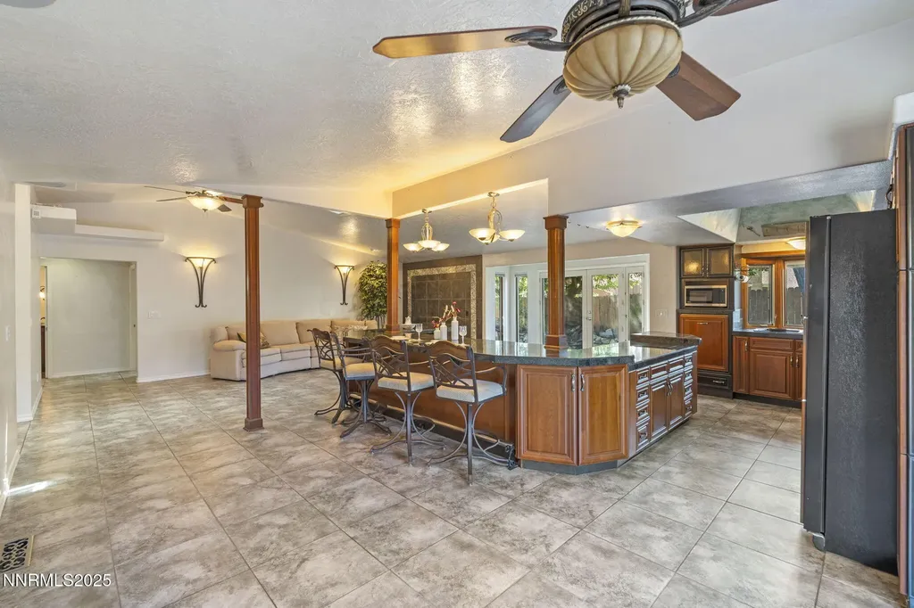 2763 Blossom View Sparks NV 89434