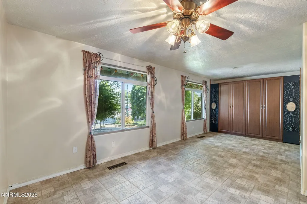 2763 Blossom View Sparks NV 89434