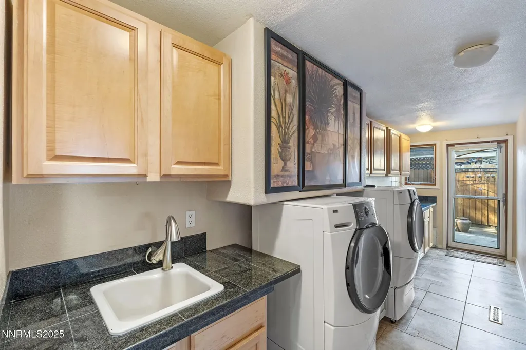 2763 Blossom View Sparks NV 89434