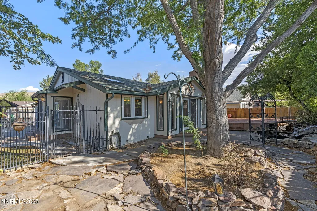 2763 Blossom View Sparks NV 89434