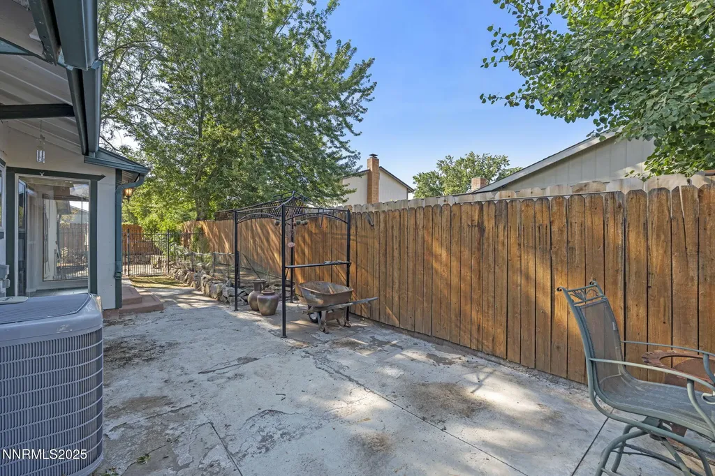 2763 Blossom View Sparks NV 89434