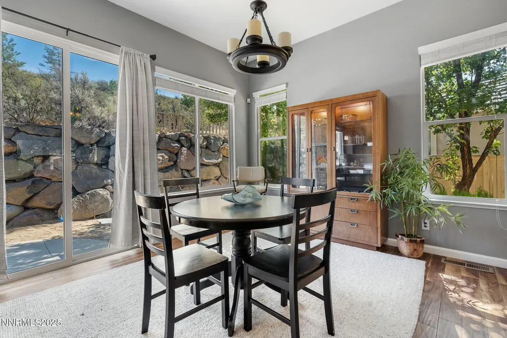 1860 Hunter Creek Reno NV 89519