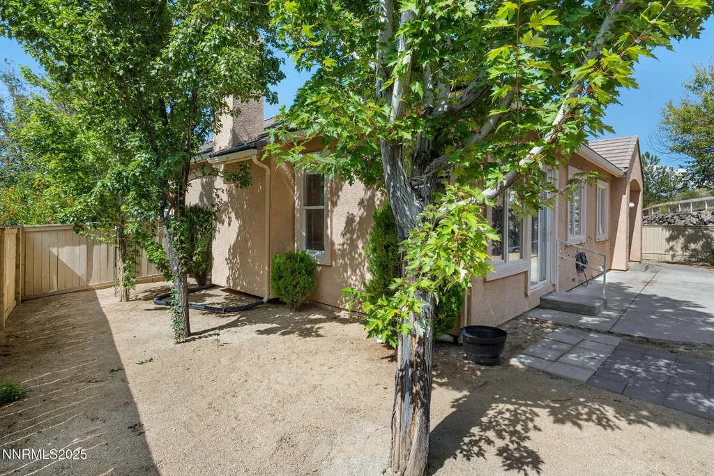 1860 Hunter Creek Reno NV 89519