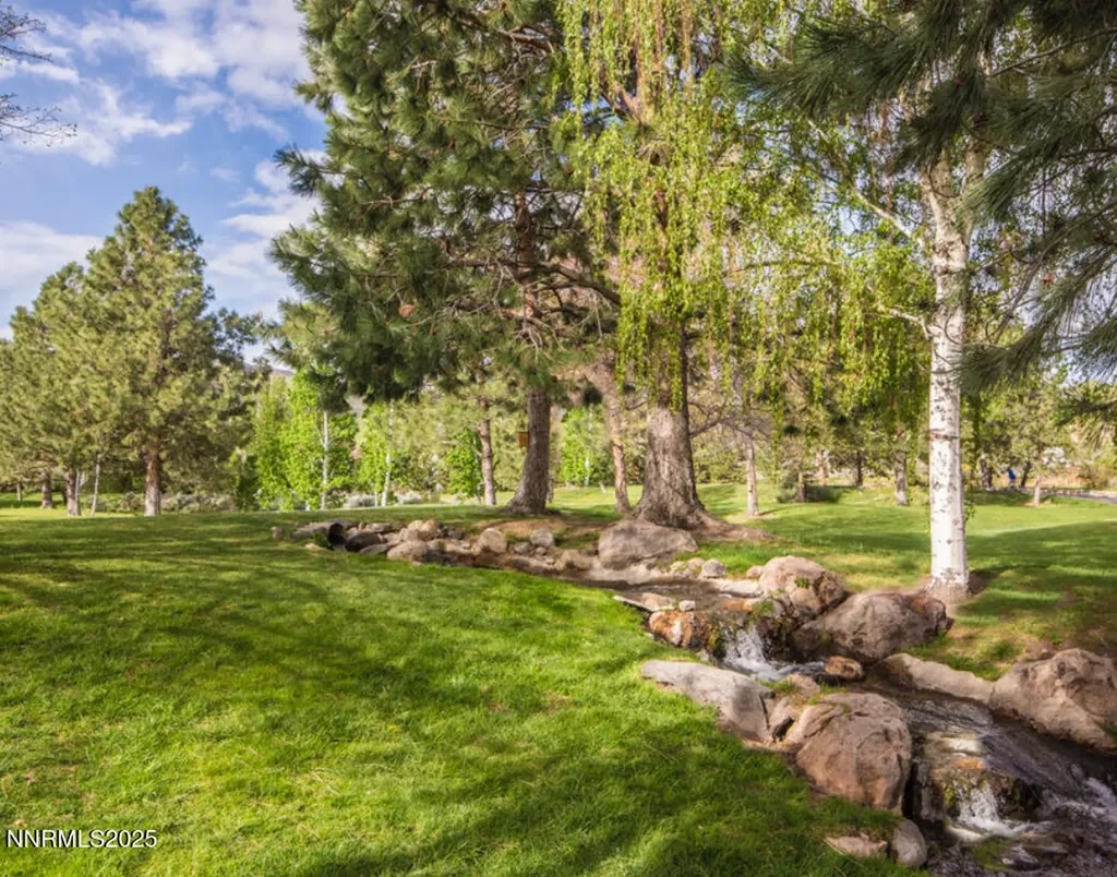 1860 Hunter Creek Reno NV 89519