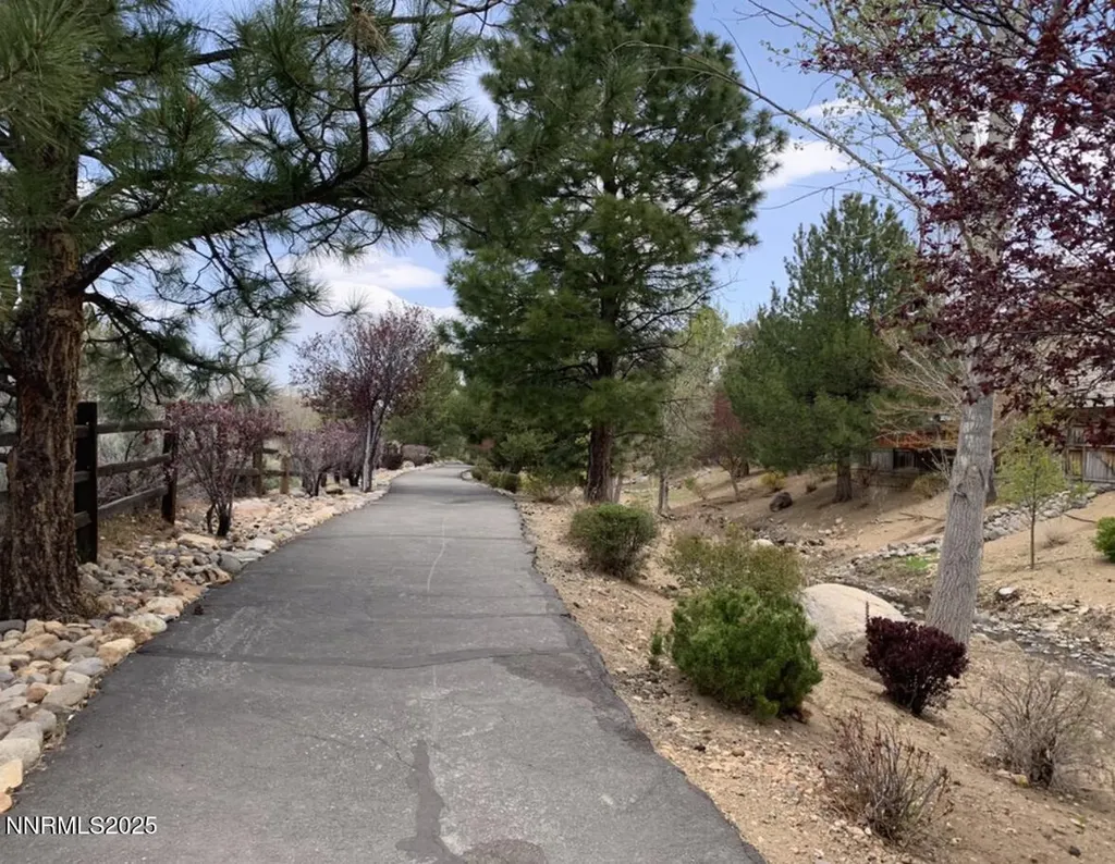 1860 Hunter Creek Reno NV 89519