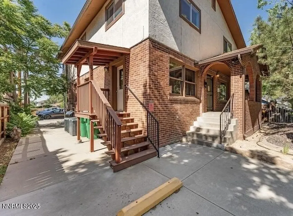 235 Pueblo Reno NV 89509