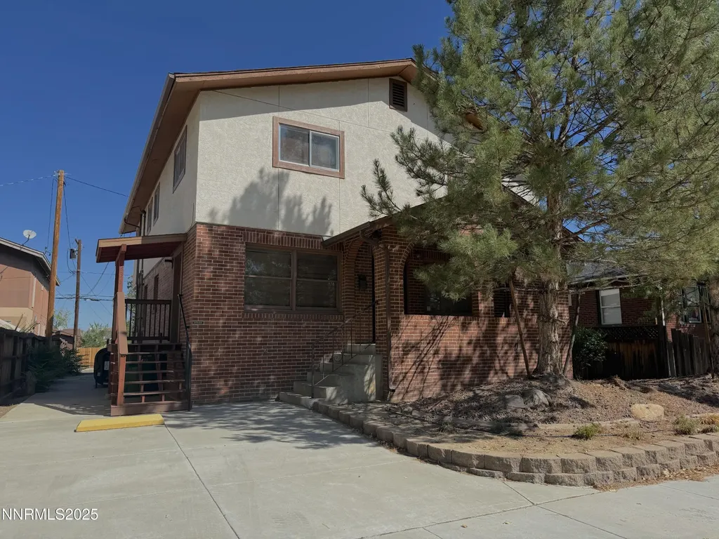 235 Pueblo Reno NV 89509
