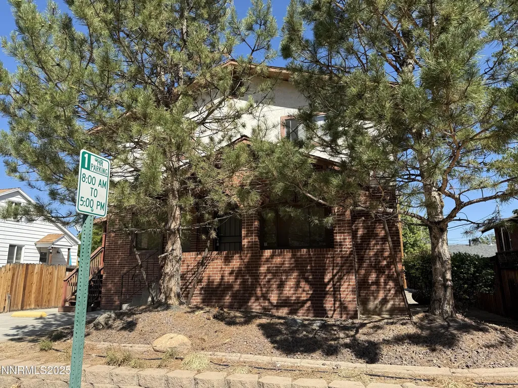 235 Pueblo Reno NV 89509