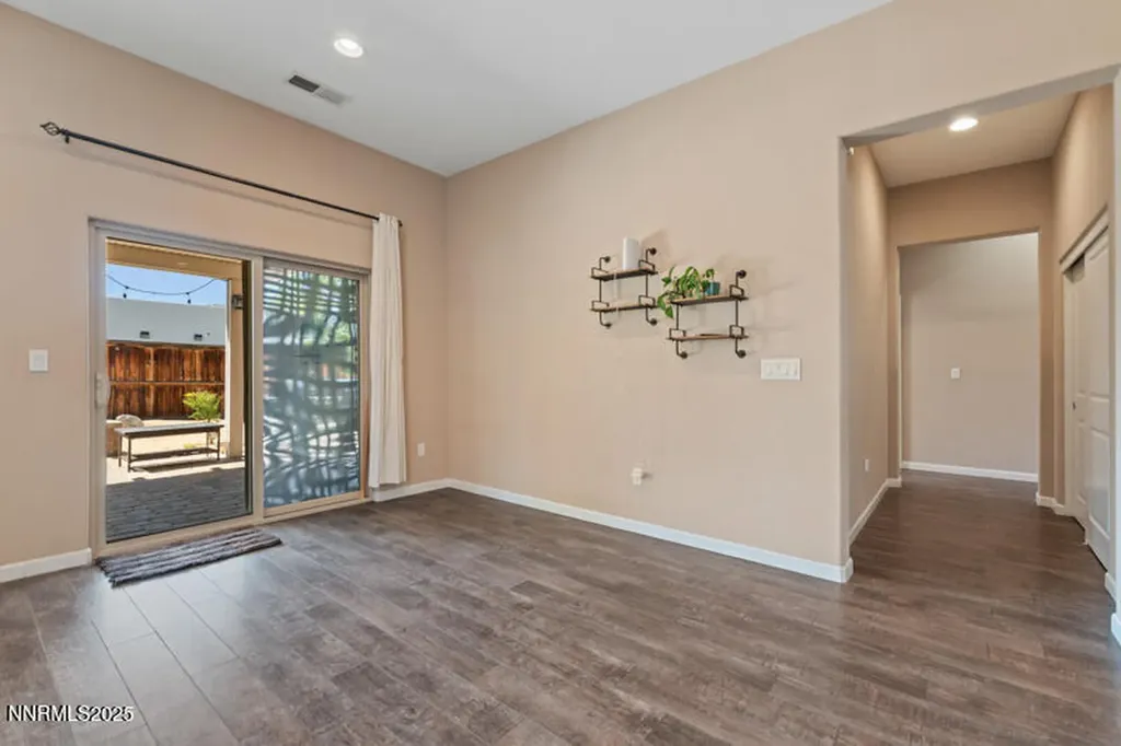 1285 Ambonnay Sparks NV 89436