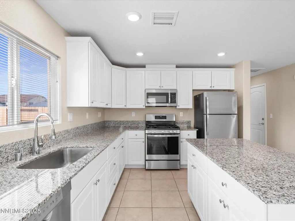 8933 Quail Falls Reno NV 89506