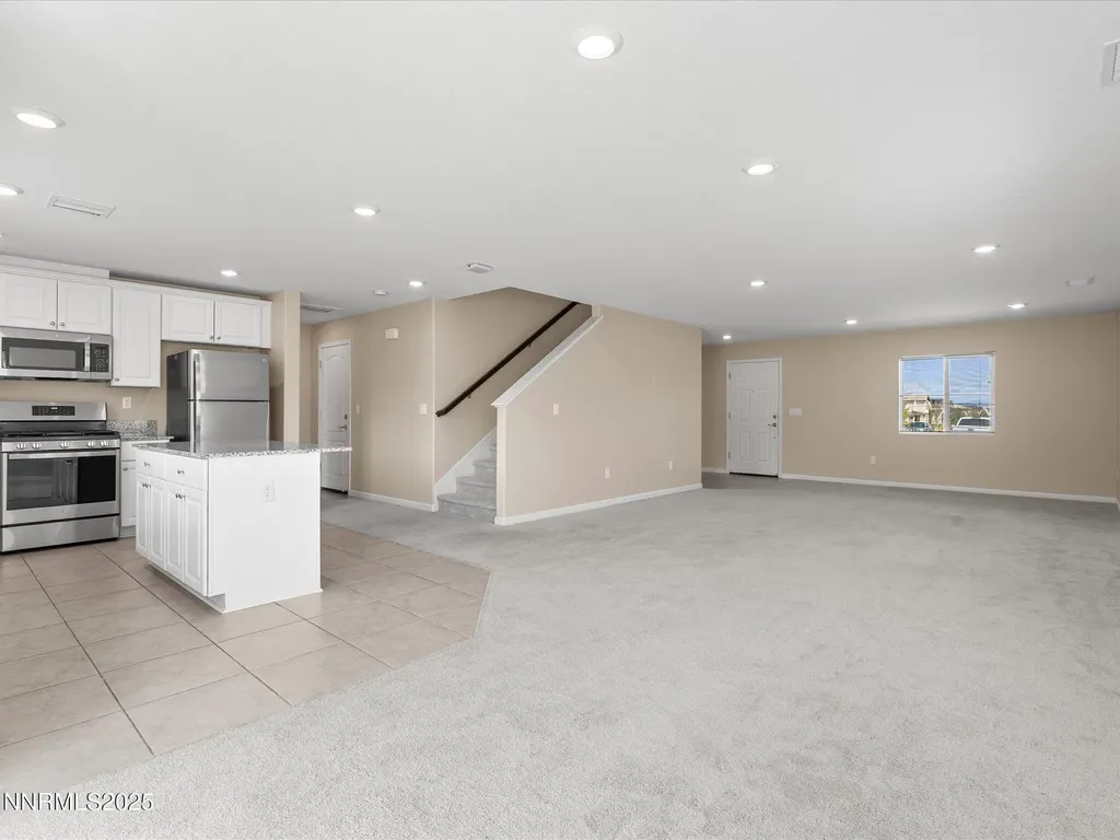 8933 Quail Falls Reno NV 89506