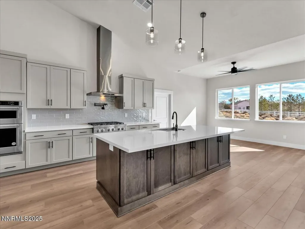 1681 Grandview Minden NV 89423