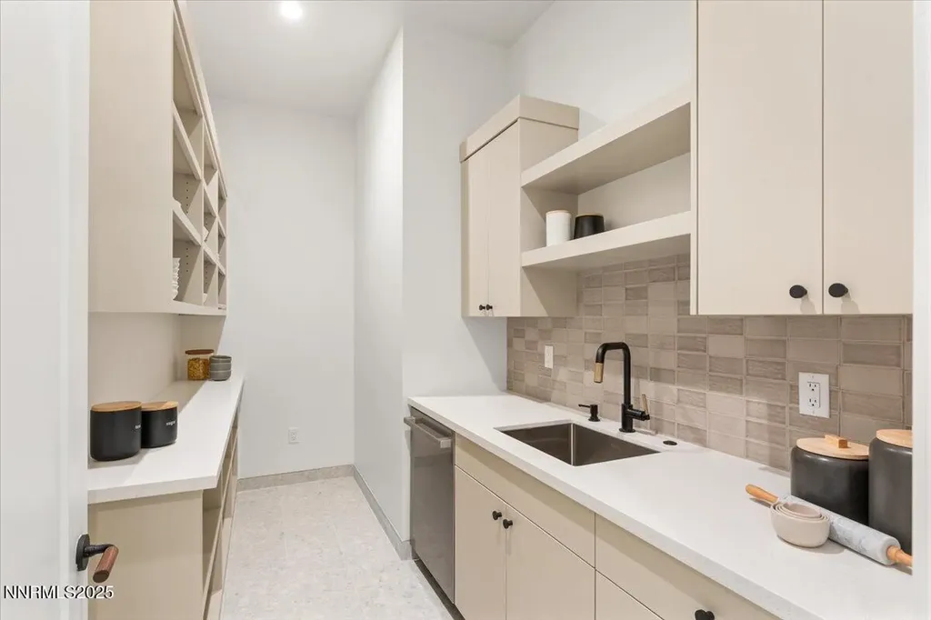 10 Glenhaven Reno NV 89511