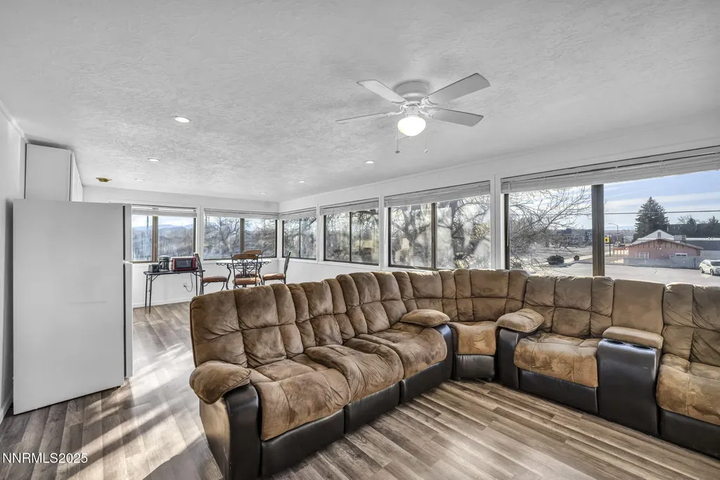 2 Newcombe Yerington NV 89447