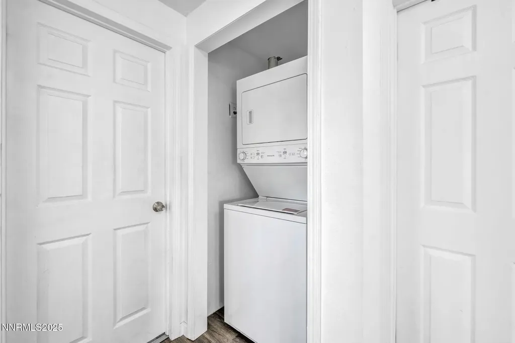 2 Newcombe Yerington NV 89447