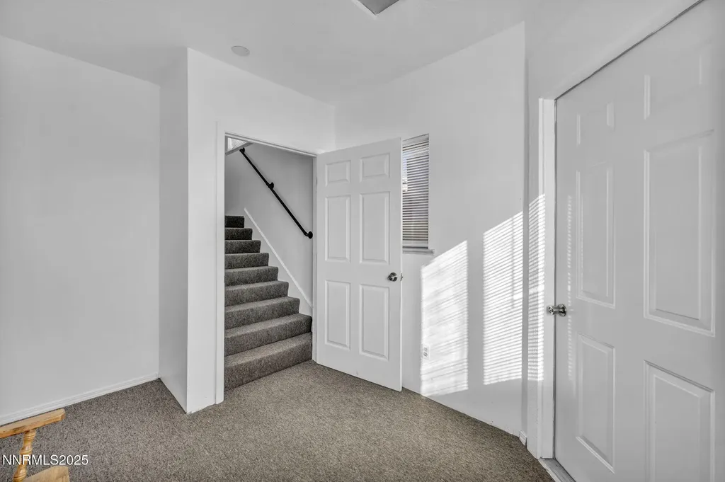 2 Newcombe Yerington NV 89447
