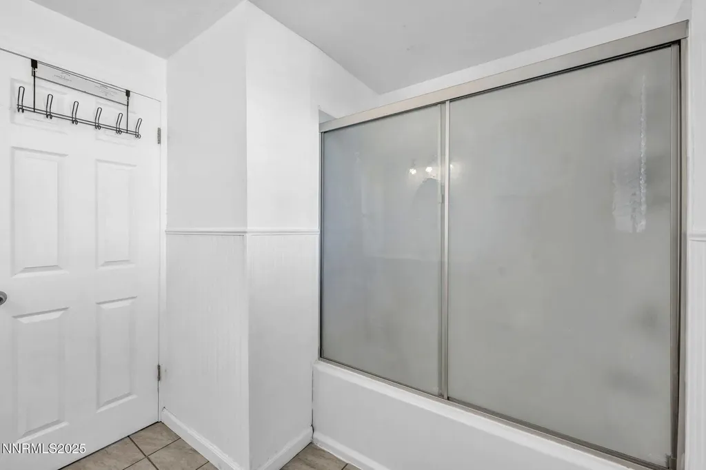 2 Newcombe Yerington NV 89447