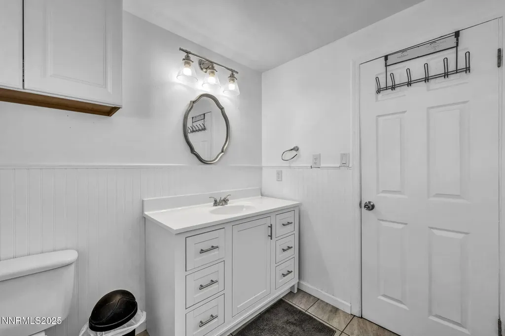 2 Newcombe Yerington NV 89447