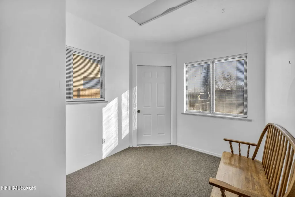 2 Newcombe Yerington NV 89447