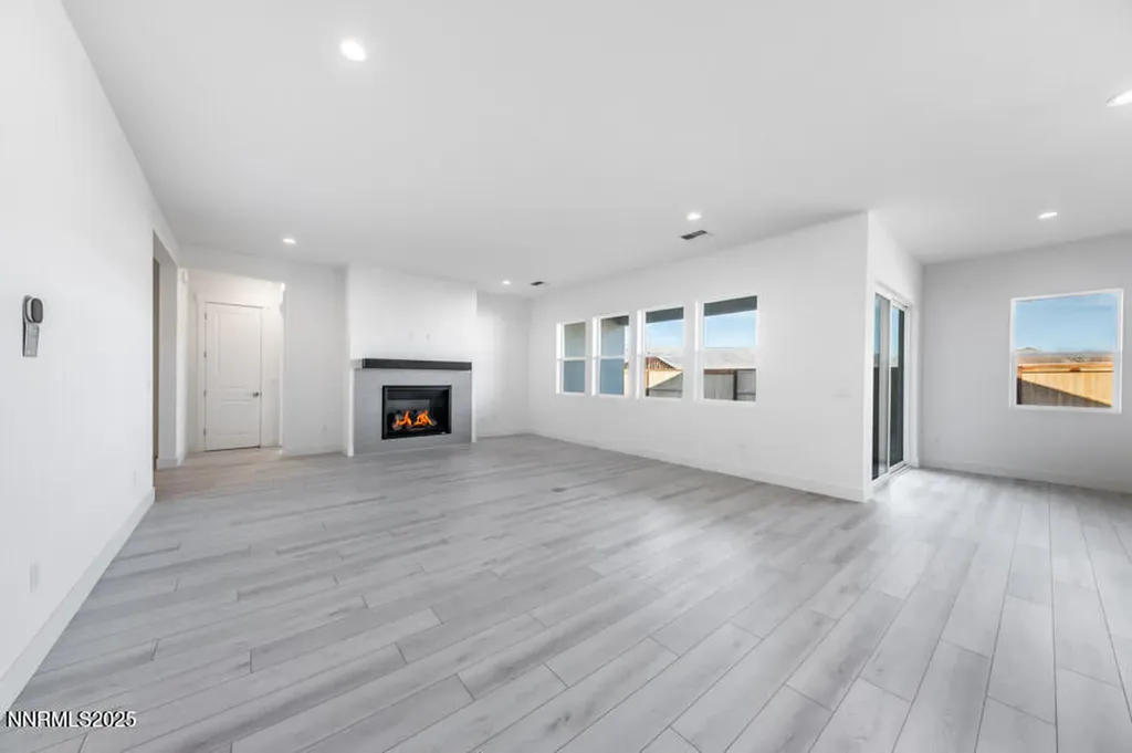 433 Pah Rah Ridge Sparks NV 89441