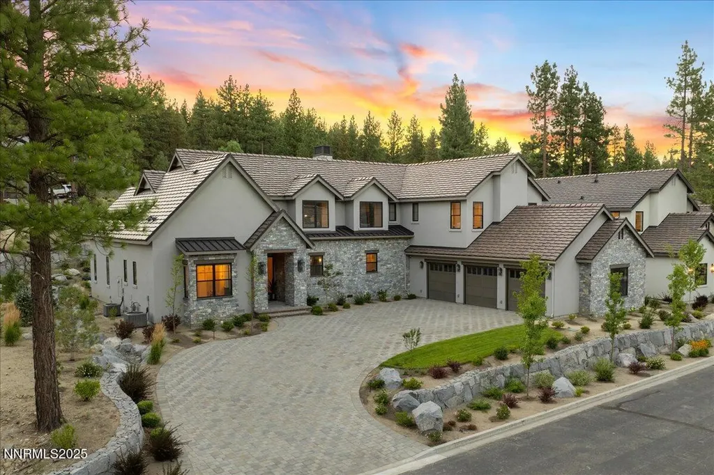 20605 Latour Reno NV 89511