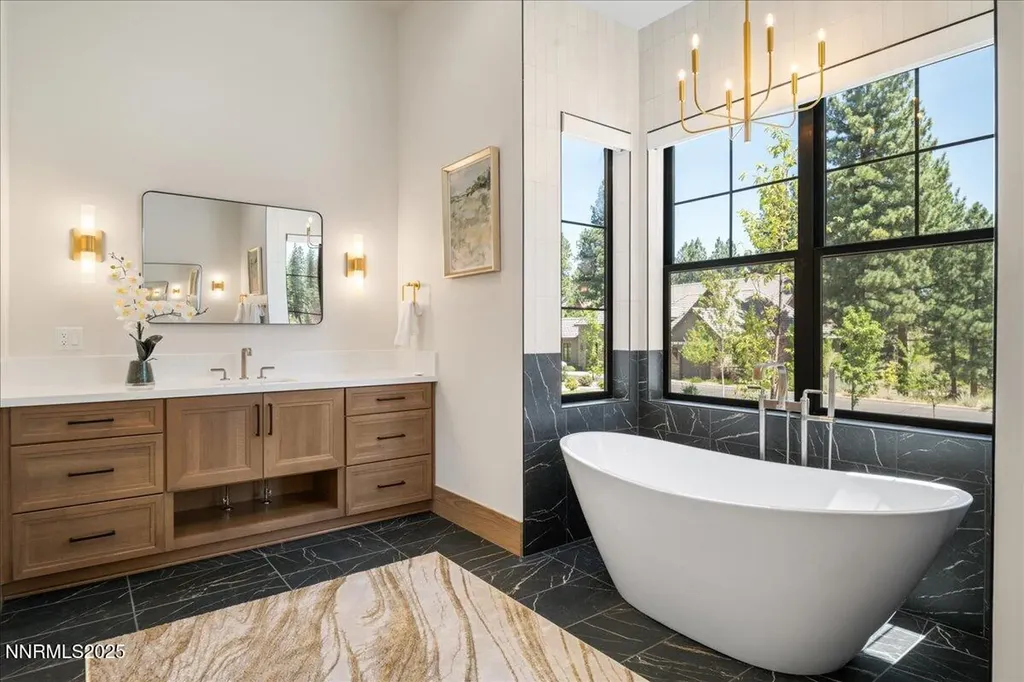 20605 Latour Reno NV 89511