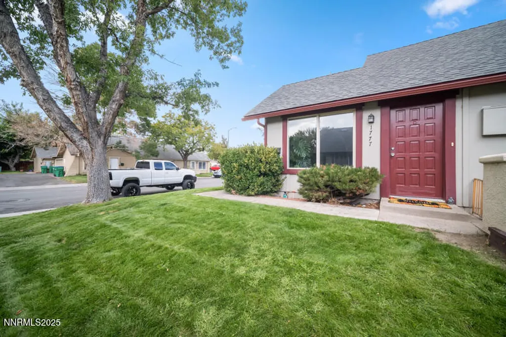 1777 York Sparks NV 89431