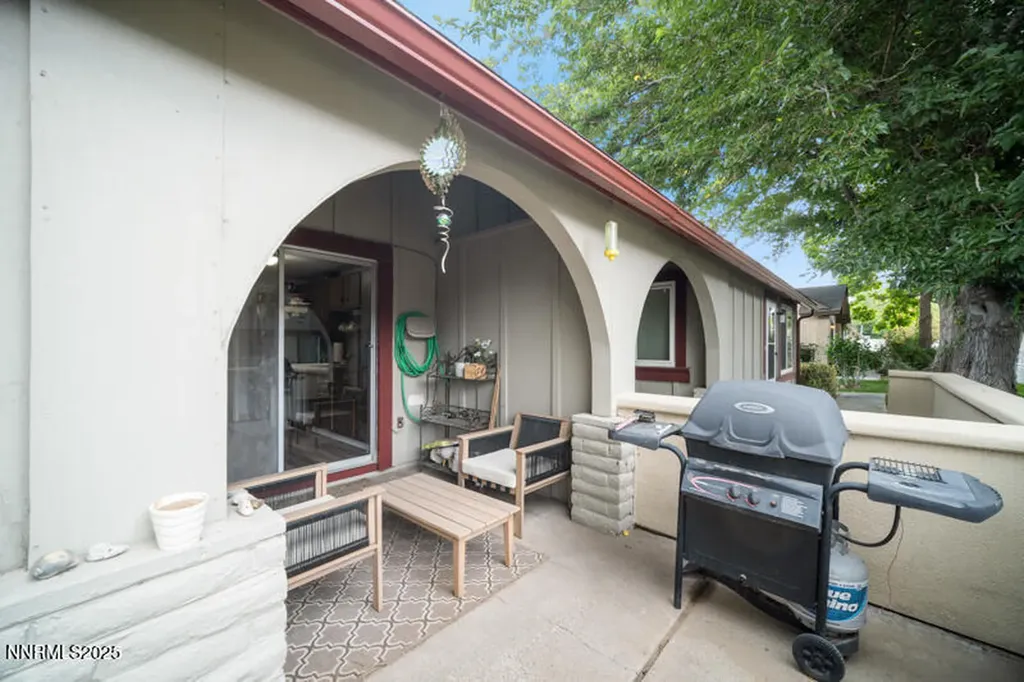 1777 York Sparks NV 89431