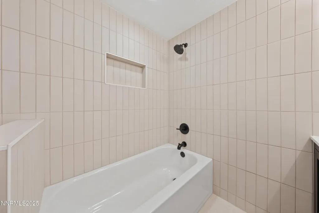 625 Hunter Lake Reno NV 89509