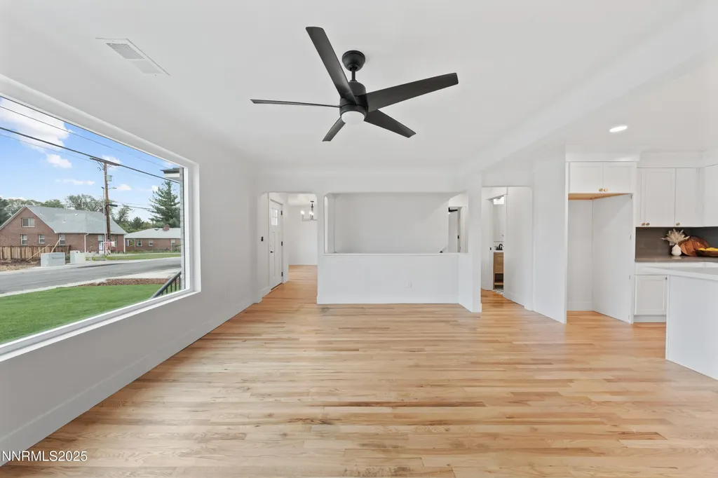 625 Hunter Lake Reno NV 89509