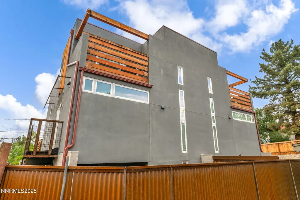 343 & 347 Mount Rose Street Reno NV 89509