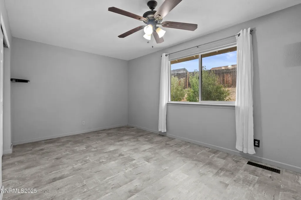 997 Ridgeview Carson City NV 89705