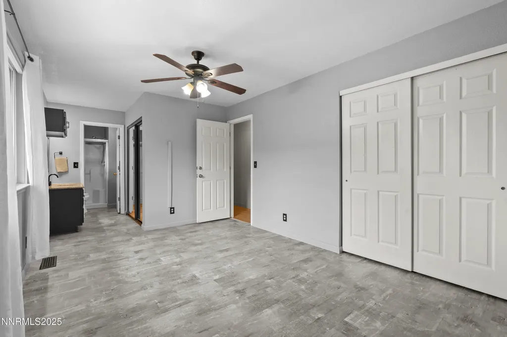 997 Ridgeview Carson City NV 89705