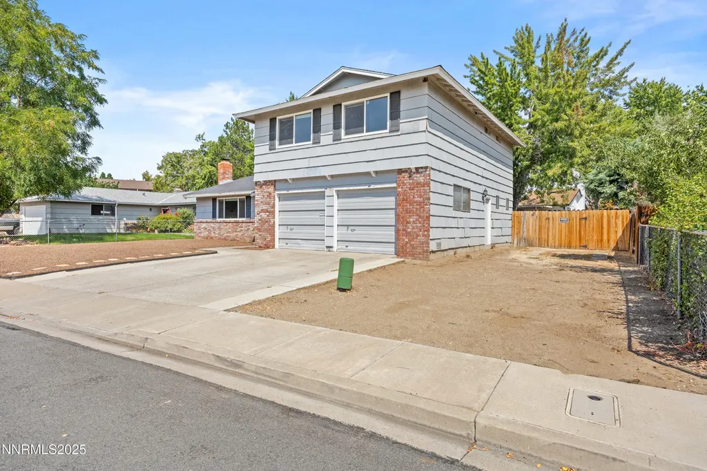 2138 Rizzo Sparks NV 89434