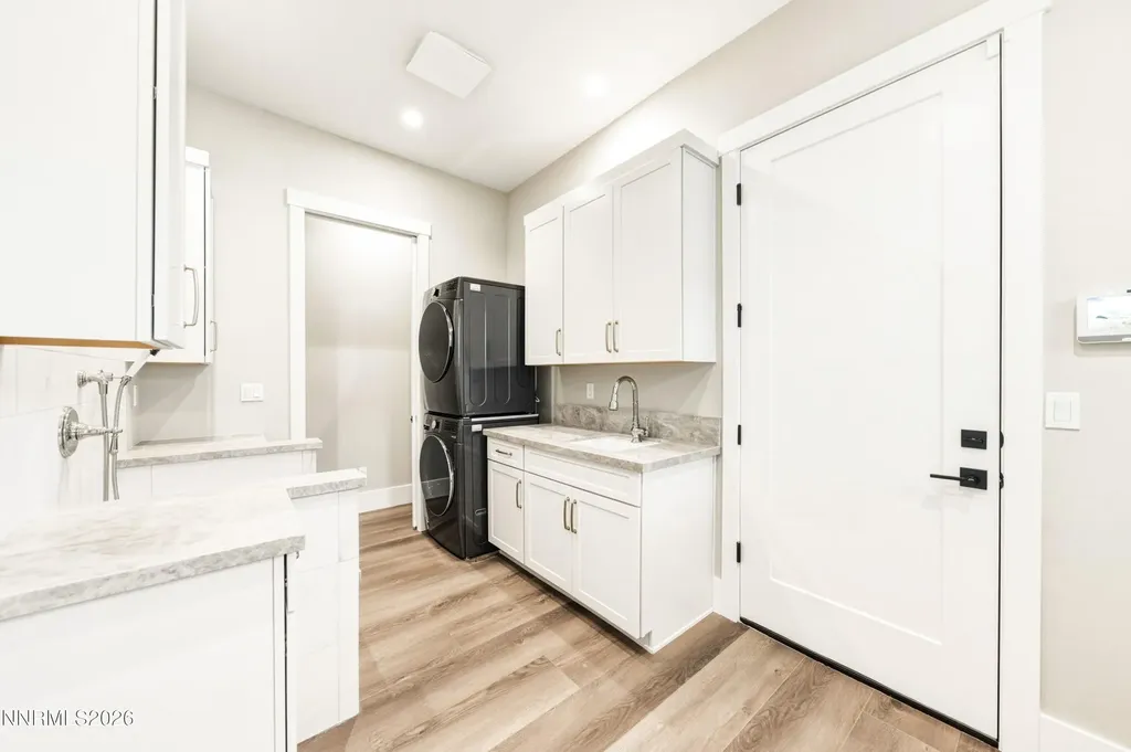 8674 Eagle Chase Reno NV 89523