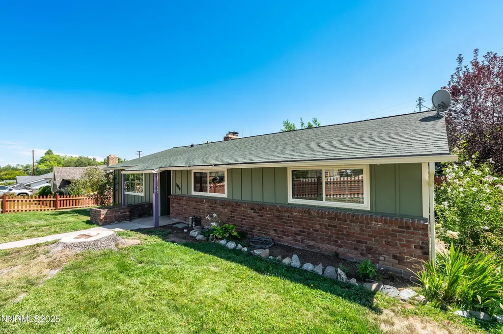 1480 Hunter Lake Reno NV 89509