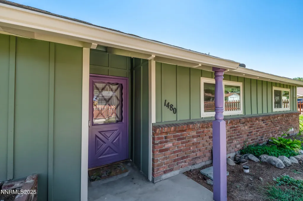 1480 Hunter Lake Reno NV 89509