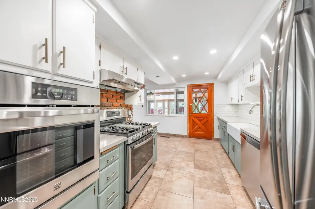 1480 Hunter Lake Reno NV 89509