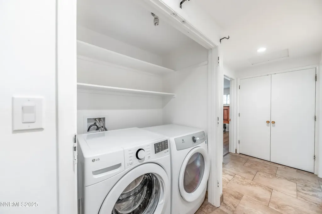 1480 Hunter Lake Reno NV 89509
