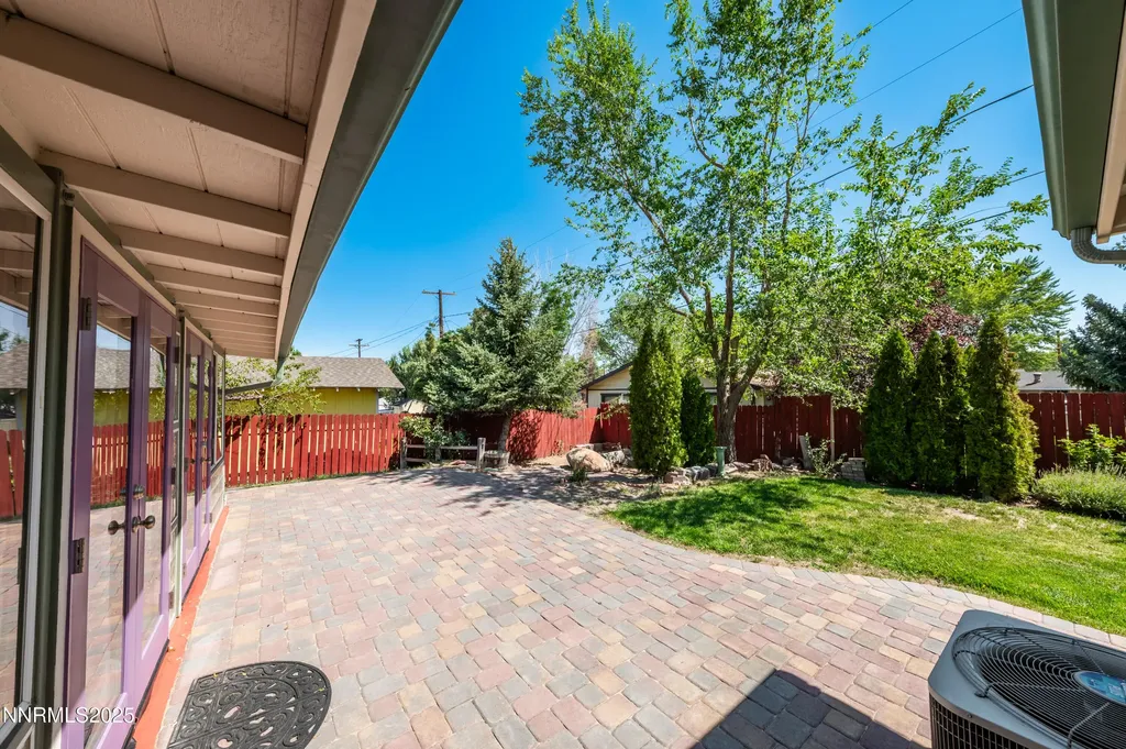 1480 Hunter Lake Reno NV 89509