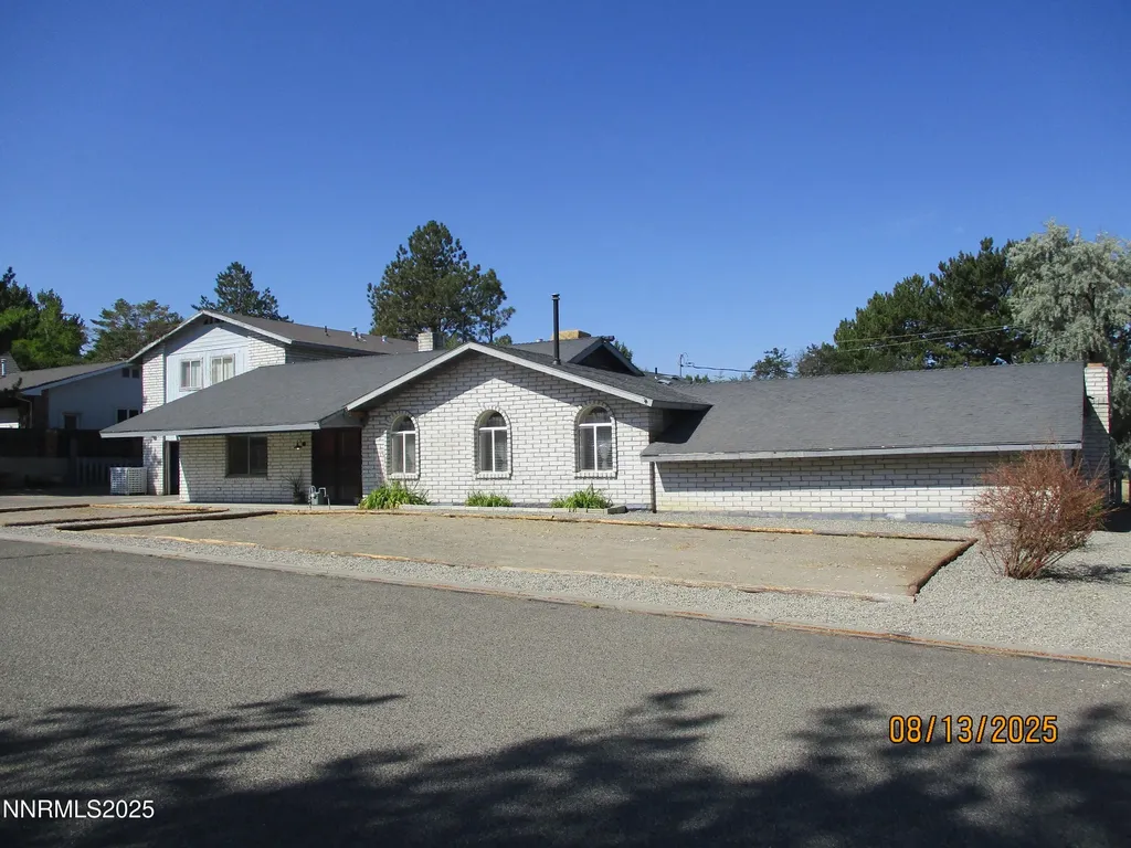3200 Kensington Winnemucca NV 89445
