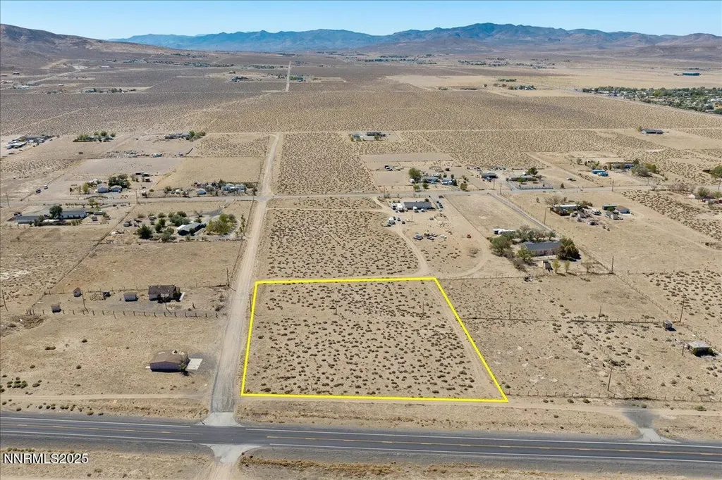 4485 S Hwy 95a Silver Springs NV 89429