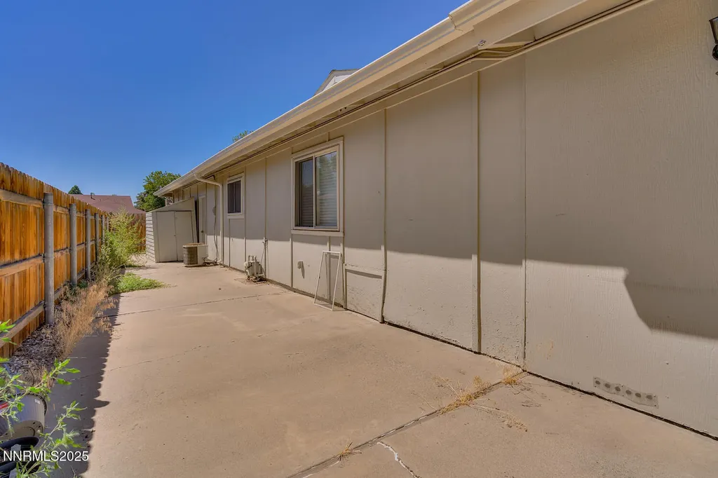 360 Lincoln Sparks NV 89431