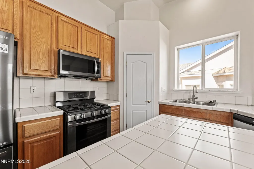 1023 Pepper Fernley NV 89408