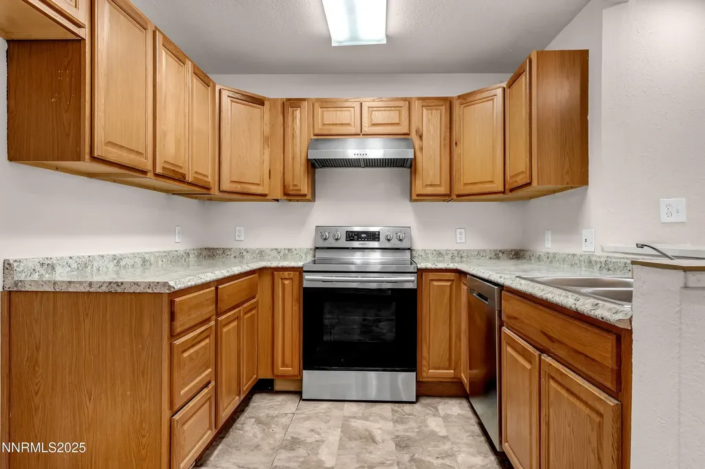 2355 Tripp Reno NV 89512