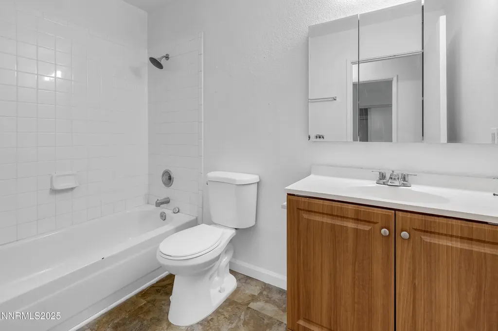 2355 Tripp Reno NV 89512