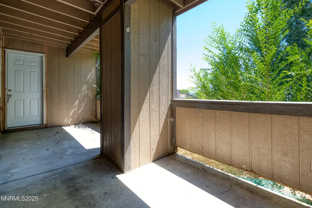 2355 Tripp Reno NV 89512