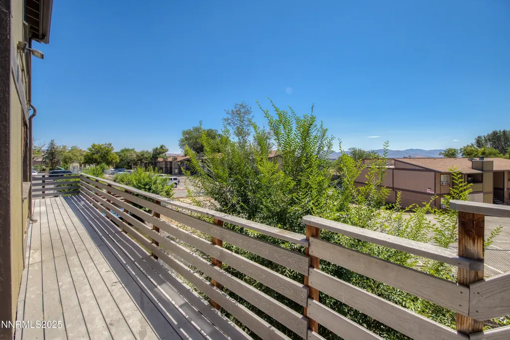 2355 Tripp Reno NV 89512