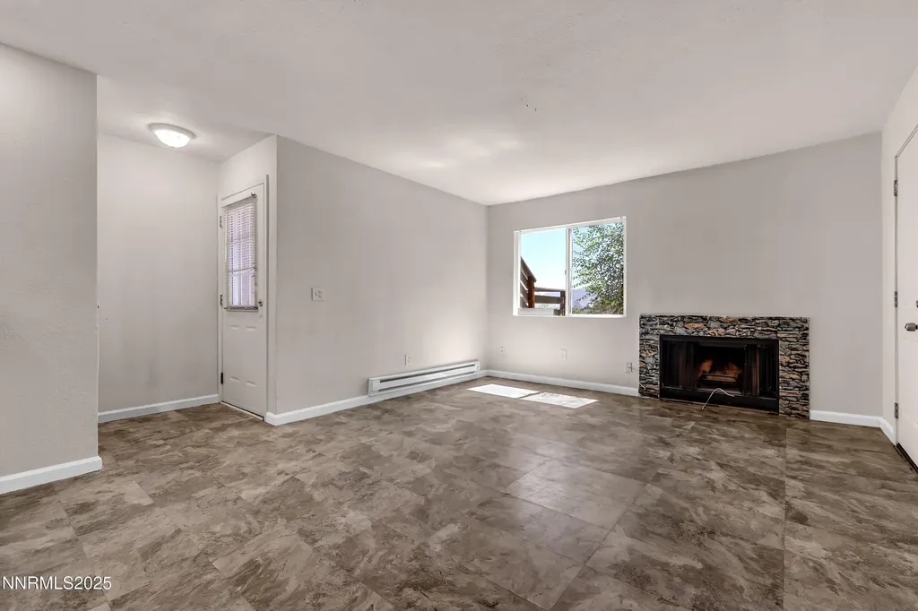 2355 Tripp Reno NV 89512