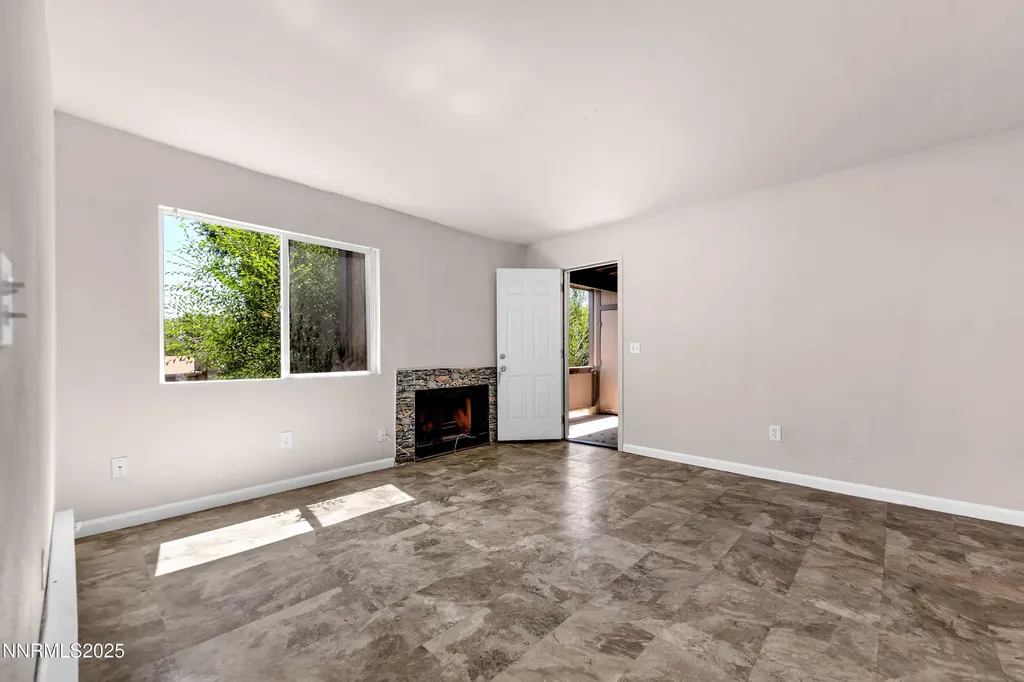 2355 Tripp Reno NV 89512